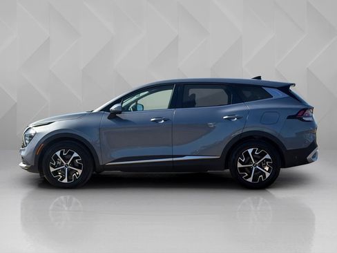 Used 2025 Kia Sportage EX FWD image 8