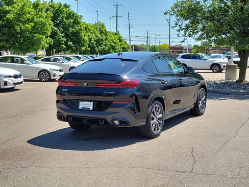Certified 2027 BMW X6 xDrive40i AWD/4WD image 4