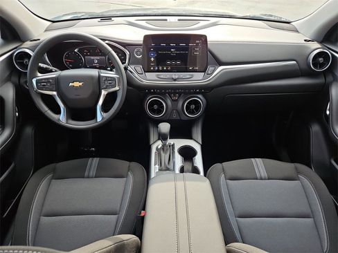 New 2025 Chevrolet Blazer LT w/ Driver Confidence Package image 20