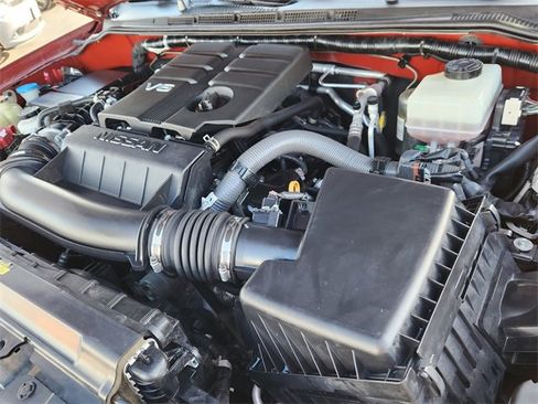 Used 2021 Nissan Frontier PRO-4X w/ Pro-4x Utility Package image 15