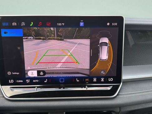 New 2026 Volkswagen Tiguan SE R-Line AWD/4WD image 14