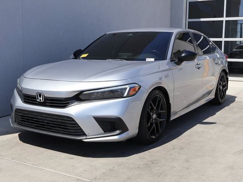 Used 2022 Honda Civic Sport image 1