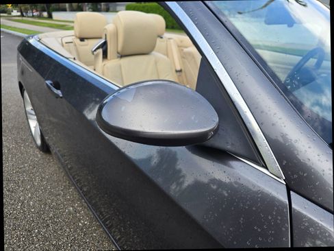 Used 2008 BMW 335i Convertible w/ Premium Pkg image 14