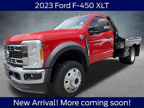 Used 2023 Ford F450 XLT w/ XLT Value Package AWD/4WD image 2