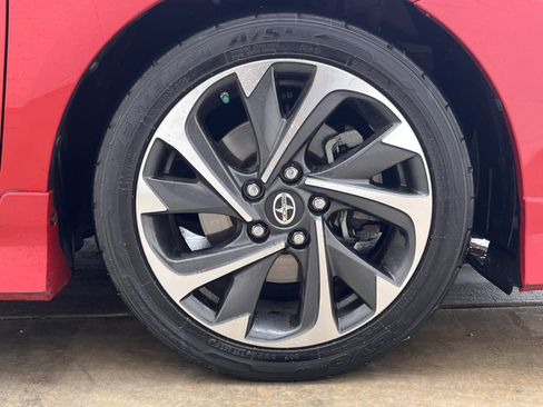 Used 2016 Scion iM 5dr HB Man (Natl) image 9