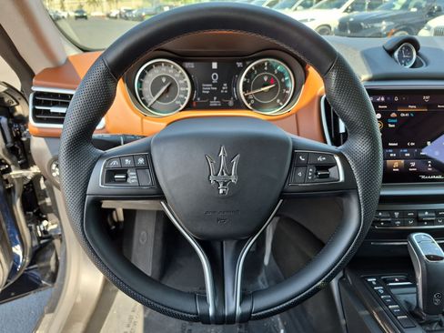 Used 2022 Maserati Ghibli GT RWD image 18