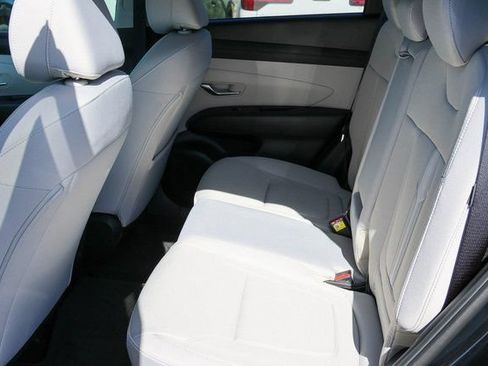 New 2026 Hyundai Tucson SEL FWD image 11