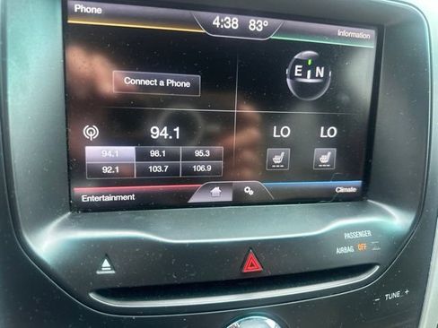 Used 2015 Ford Explorer XLT w/ Equipment Group 202B FWD image 42