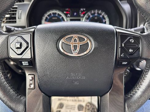 Used 2014 Toyota 4Runner Trail Premium image 17