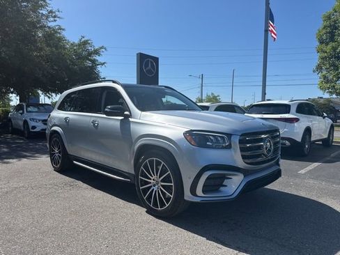 New 2026 Mercedes-Benz GLS 450 4MATIC image 2