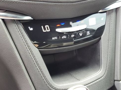 Certified 2024 Cadillac XT5 Luxury w/ LPO, Floor Liner Package AWD/4WD image 15