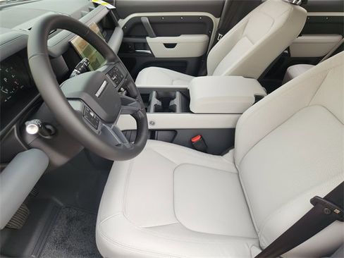 New 2026 Land Rover Defender 130 S image 9