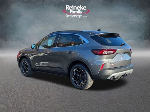 New 2026 Ford Escape Platinum image 8