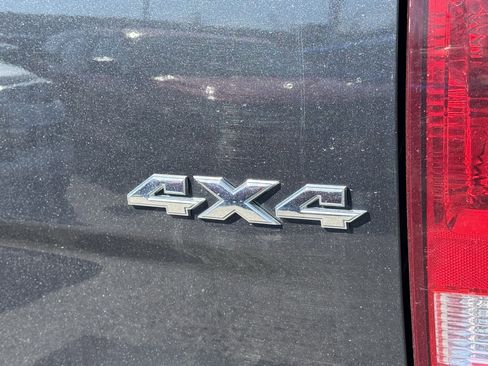 Used 2015 RAM 3500 Tradesman w/ Chrome Appearance Group image 21