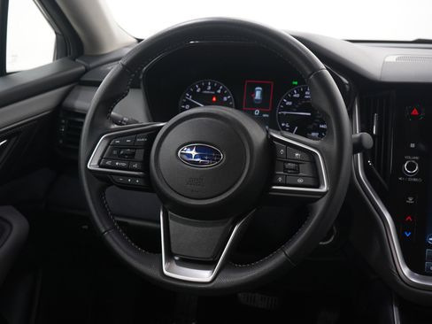 Used 2024 Subaru Outback Premium image 17