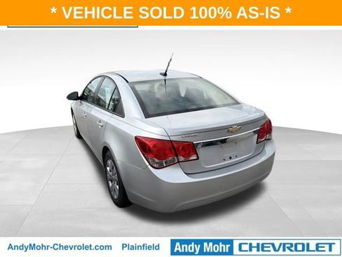Used 2013 Chevrolet Cruze LS FWD image 3