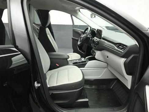 Certified 2024 Ford Escape Active AWD/4WD image 29