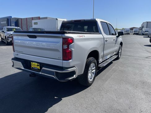 Used 2022 Chevrolet Silverado 1500 LT w/ Bed Protection Package AWD/4WD image 8