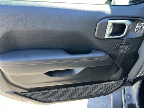 Certified 2022 Jeep Gladiator Mojave w/ LED Lighting Group image 11