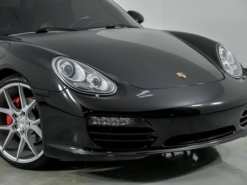 Used 2010 Porsche Boxster S image 2