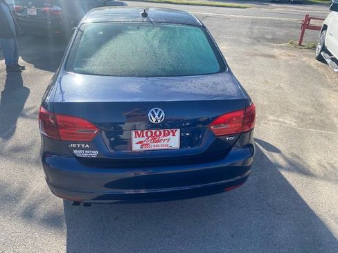 Used 2014 Volkswagen Jetta TDI image 4