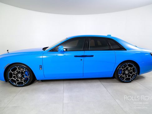 Certified 2025 Rolls-Royce Ghost Black Badge AWD/4WD image 3