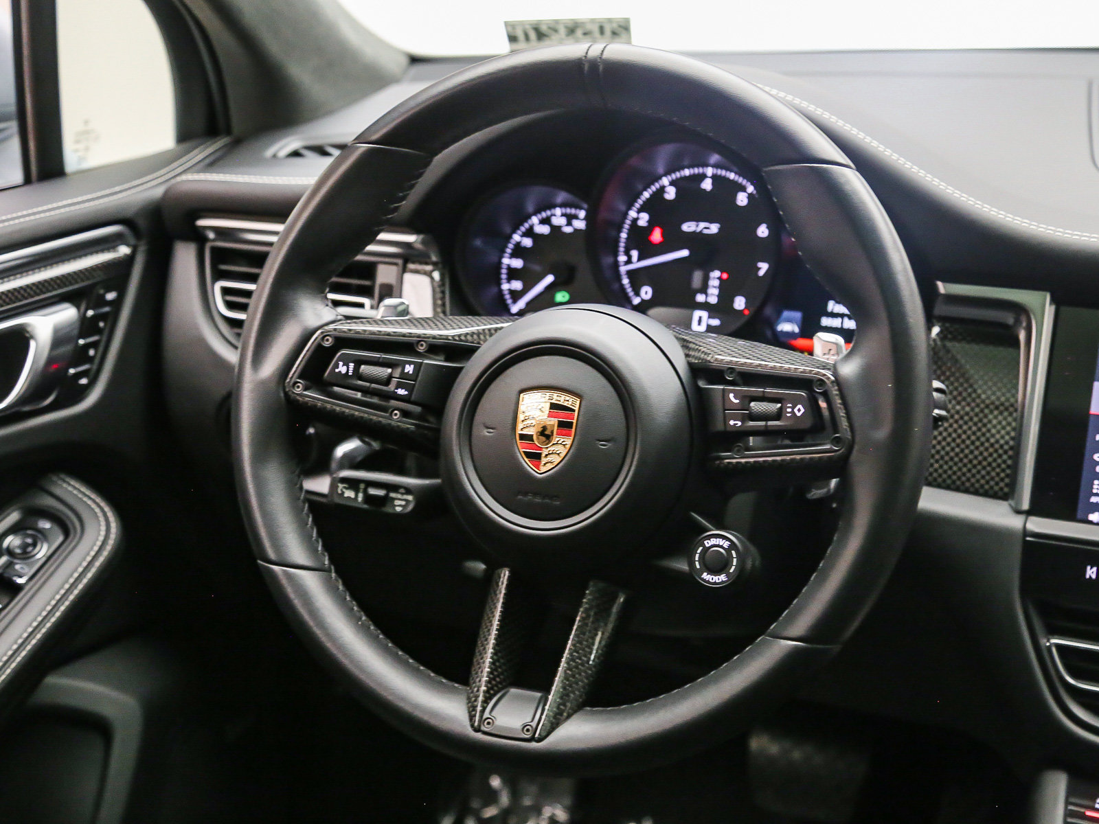 Certified 2023 Porsche Macan GTS AWD/4WD image 19