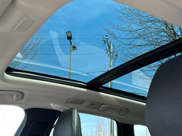 Certified 2023 Volvo XC60 B5 Plus w/ Climate Package AWD/4WD image 21