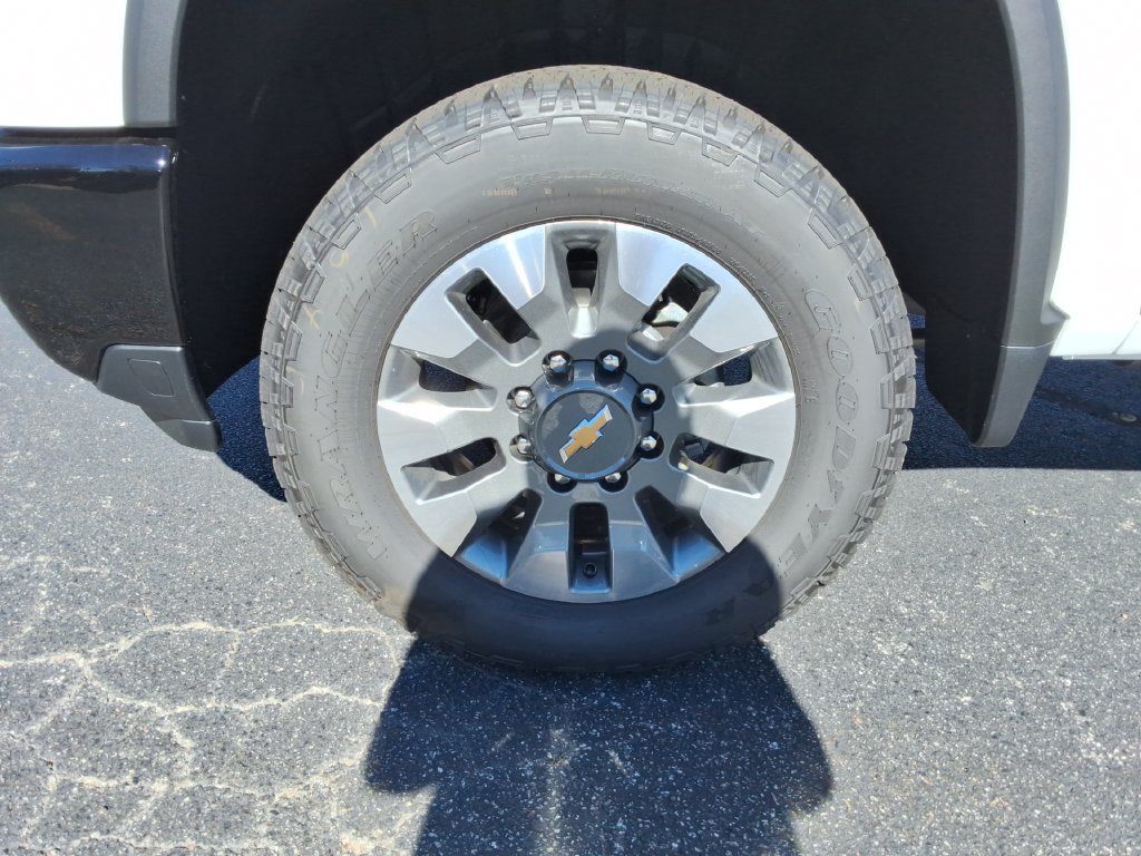 New 2026 Chevrolet Silverado 2500 Custom w/ Custom Value Package AWD/4WD image 10