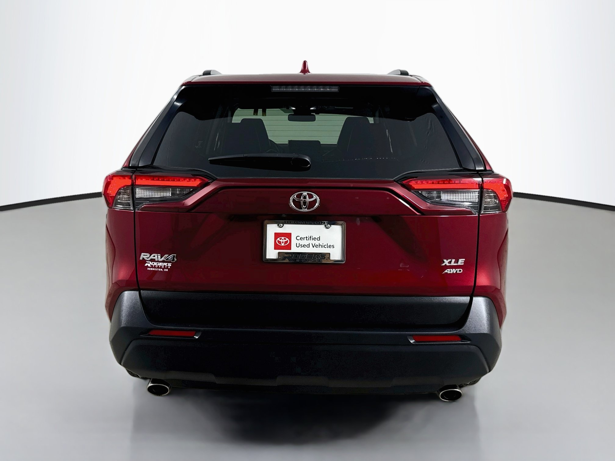 Certified 2023 Toyota RAV4 XLE Premium AWD/4WD image 8
