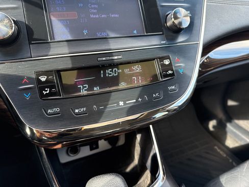 Used 2014 Toyota Avalon XLE Premium image 21