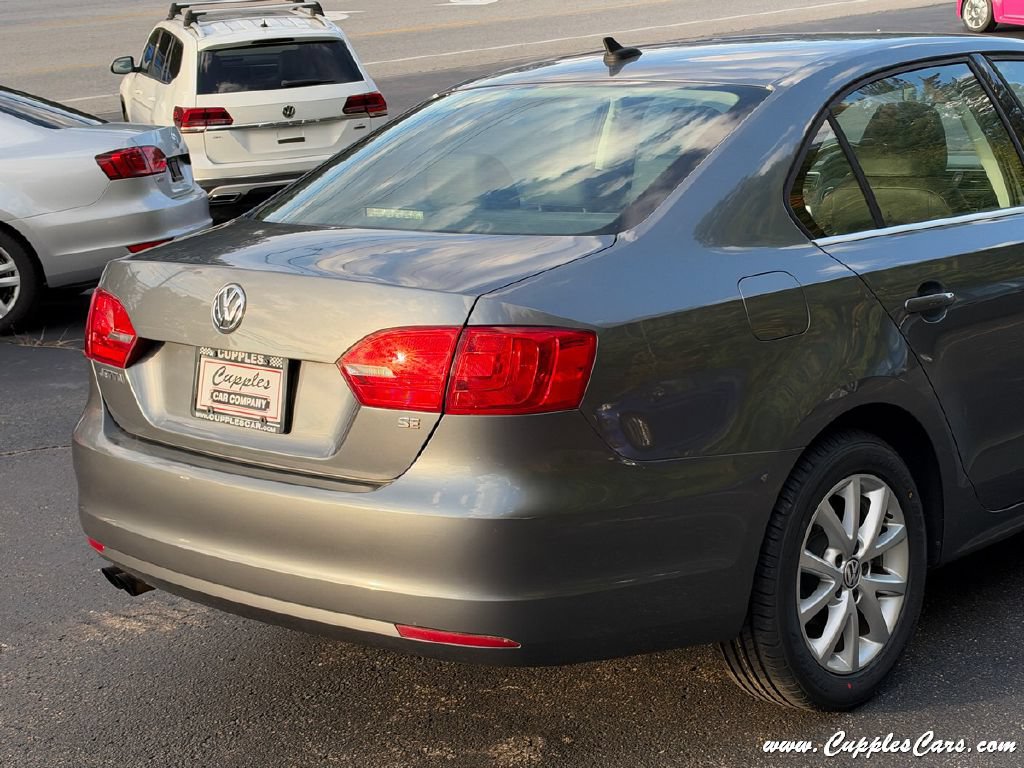 Used 2014 Volkswagen Jetta SE FWD image 29