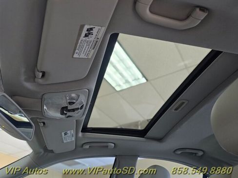 Used 2007 Mercedes-Benz C 230 Sedan image 24