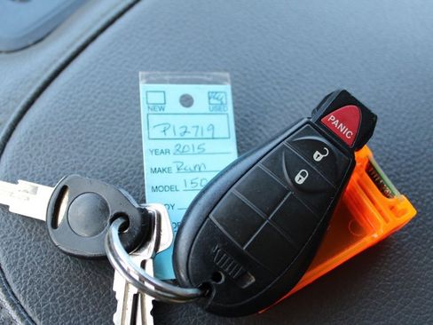 Used 2015 RAM 1500 Express image 28