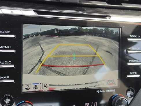 Certified 2020 Toyota Camry LE w/ Sunroof Package image 19