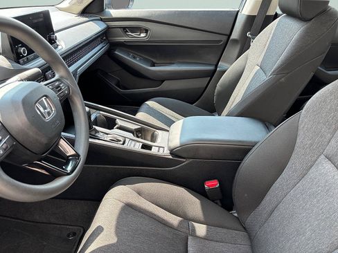 Certified 2023 Honda Accord EX image 15
