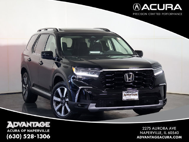 Used 2024 Honda Pilot Touring image 1