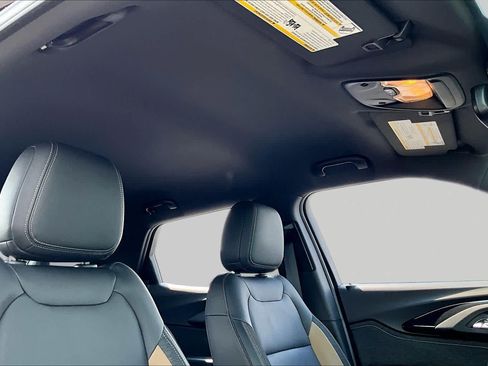 Used 2021 Chevrolet TrailBlazer ACTIV w/ Convenience Package FWD image 14