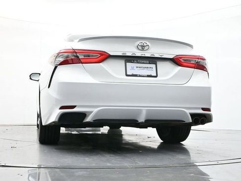 Used 2019 Toyota Camry L image 43