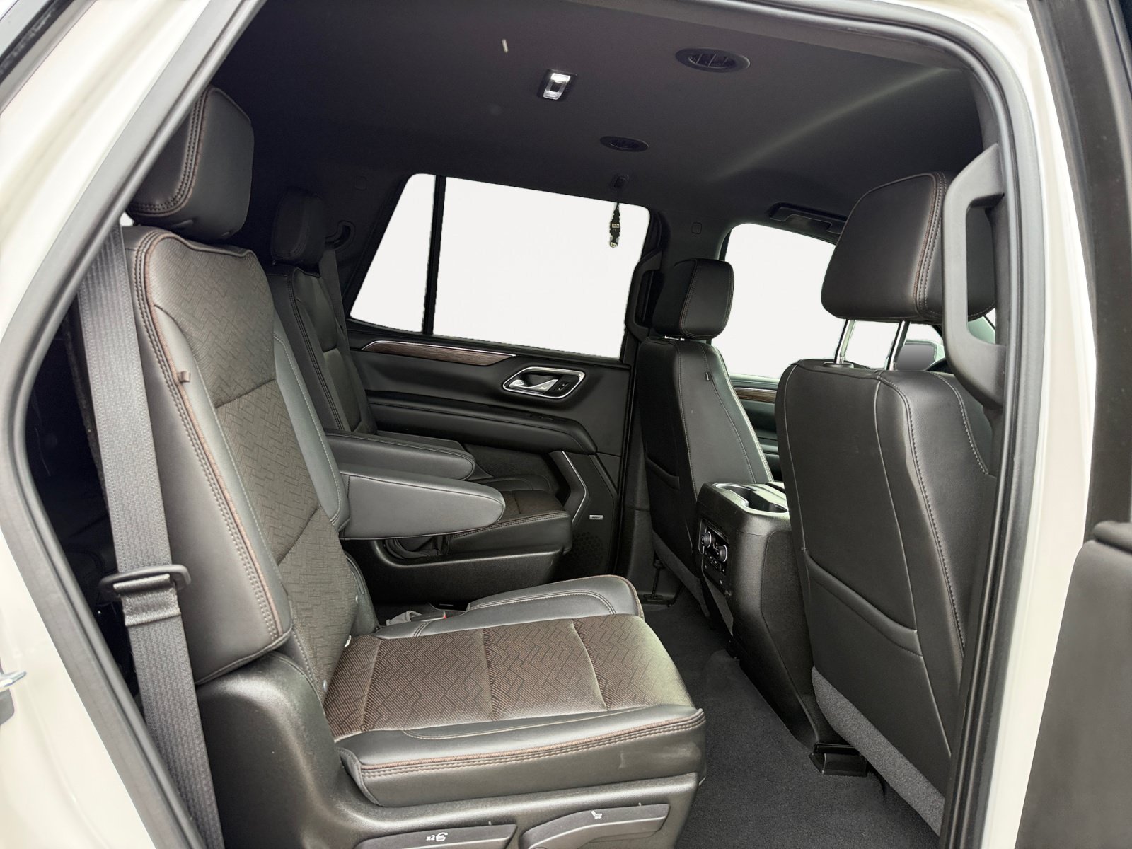 Used 2021 Chevrolet Tahoe High Country AWD/4WD image 18