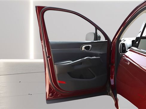 Used 2024 Kia Sorento X-Line EX image 18