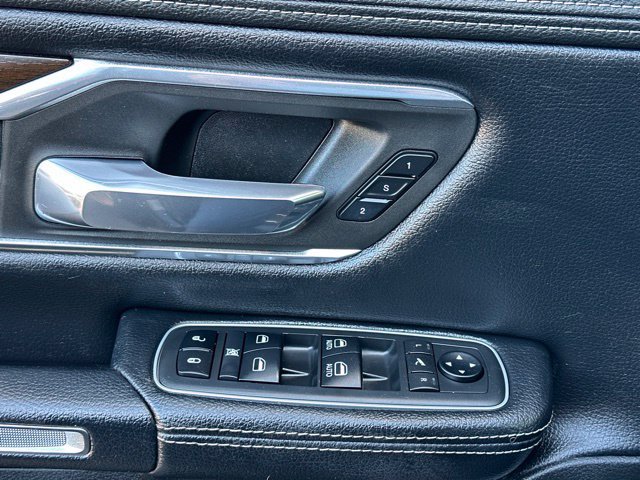 Used 2021 RAM 1500 Laramie AWD/4WD image 13
