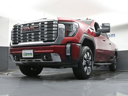 Certified 2024 GMC Sierra 2500 Denali w/ Denali Reserve Package image 6