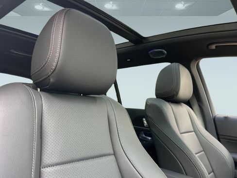 New 2026 Mercedes-Benz GLS 450 4MATIC image 15