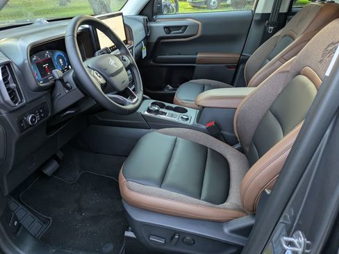 New 2025 Ford Bronco Sport Outer Banks w/ Outer Banks Tech Package+ AWD/4WD image 18