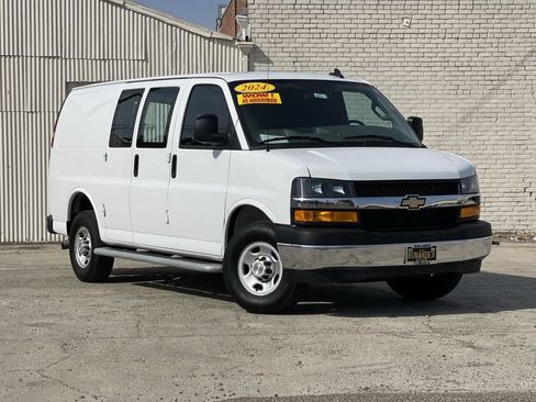 Used 2024 Chevrolet Express 2500 w/ Driver Convenience Package RWD image 1