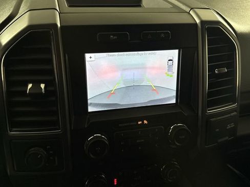 Used 2019 Ford F150 XLT w/ Equipment Group 302A Luxury image 8