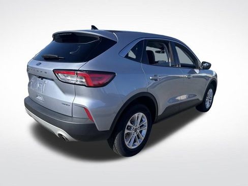 Certified 2022 Ford Escape SE image 8