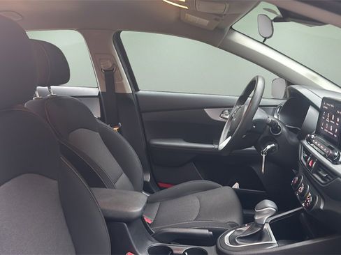 Used 2024 Kia Forte LXS image 15