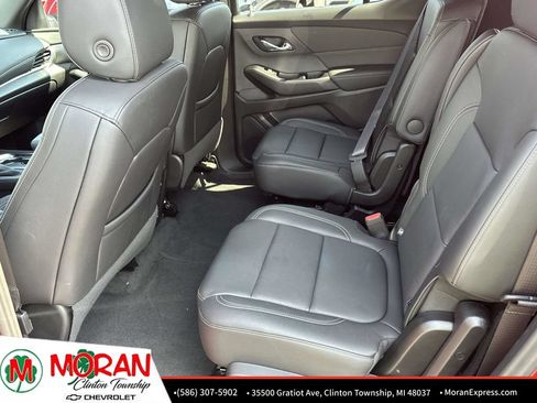 Certified 2023 Chevrolet Traverse LT w/ LT Premium Package AWD/4WD image 13